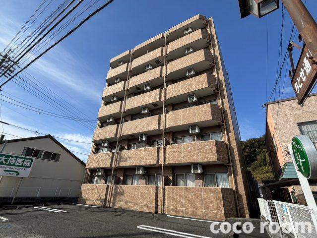 カルフール千歳の外観