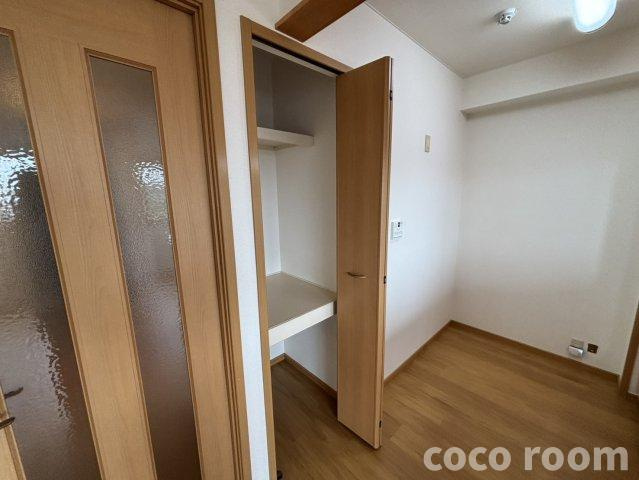 カルフール千歳の内装