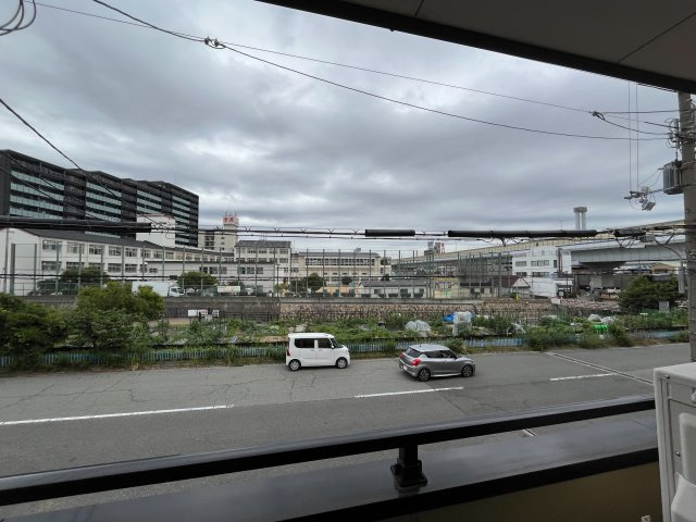 大石北町貸家の展望