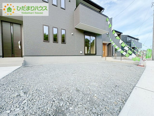 日立市田尻町6期　新築戸建　2号棟の駐車場|マイホームなら駐車場代がかかりません。しかも、自宅の駐車場で洗車ができます！今までコイン洗車に行っていた手間も省けて、節約にもつながります(^^♪