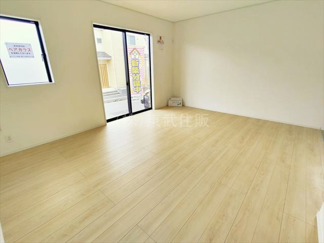 【居間・リビング】の画像