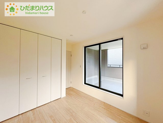 日立市田尻町6期　新築戸建　3号棟の寝室|天井の高い主寝室。ゆっくりと過ごせる大人のくつろぎ空間！