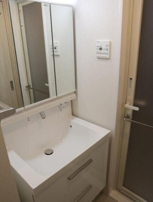【独立洗面台】 | コンフォート | 別のお部屋の写真です