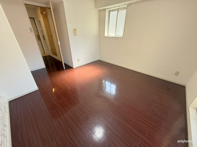 ドゥェリング桜川　仲介手数料無料の寝室