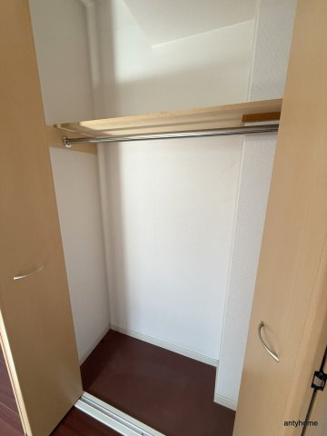 ドゥェリング桜川　仲介手数料無料の収納