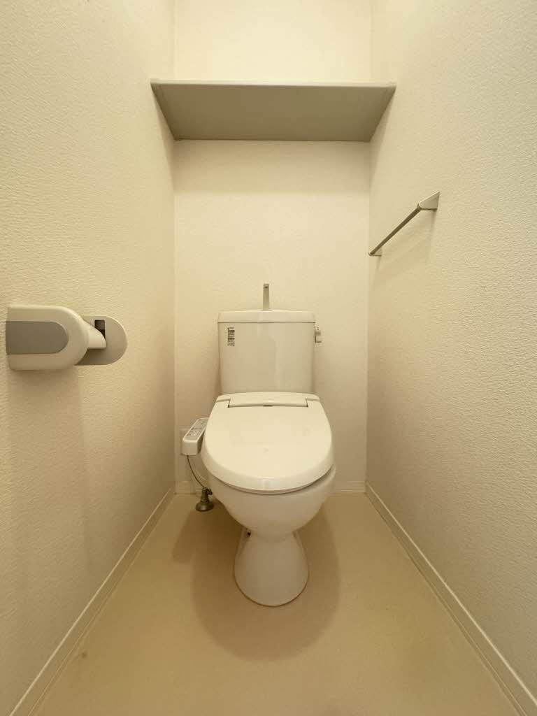 パストラル久留米B棟のトイレ|ゆったりとした空間のトイレです