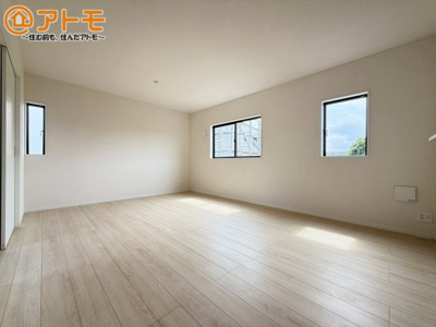 【居間・リビング】 | 富士宮市淀平町第2　Ⅱ期　新築戸建て　5号棟