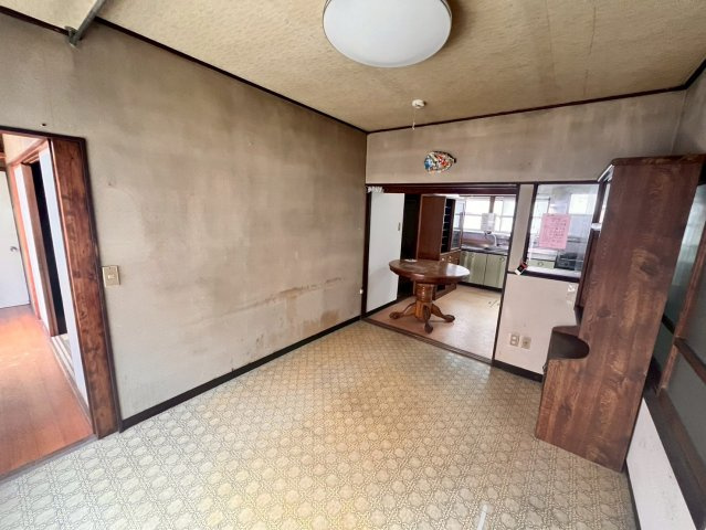 吉原町平池店舗の内装