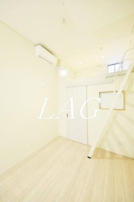 【居間・リビング】 | グランエッグス中野方南町 | 洋室のお部屋です。