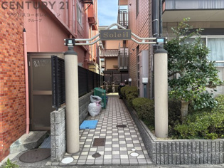 ソレイユ西宮のエントランス