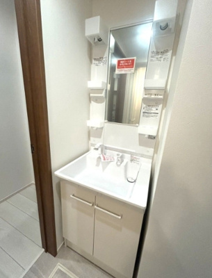 【独立洗面台】 | Le Lien Blanc高木 | 同ハウスメーカー施工の類似物件参考写真です