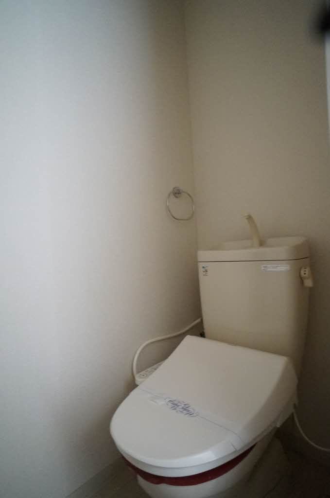 オーロハウス Ｂのトイレ