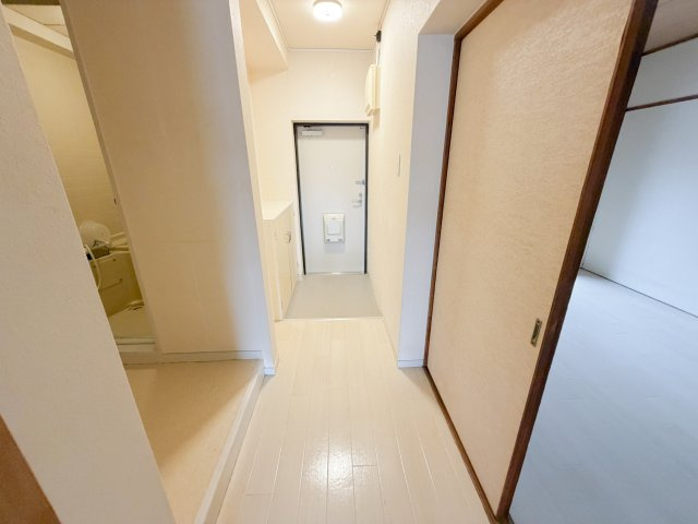 ライオンズマンション広島の玄関