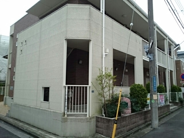 横浜市港南区大久保２丁目のアパート