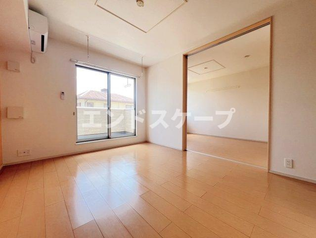 ポローニア　Ｂの居間・リビング|高崎、前橋のお部屋探しはエンドスケープまで！お客様の理想お聞かせ下さい♪