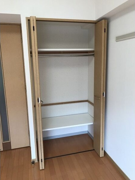 プレサンス桜通アベニューの収納