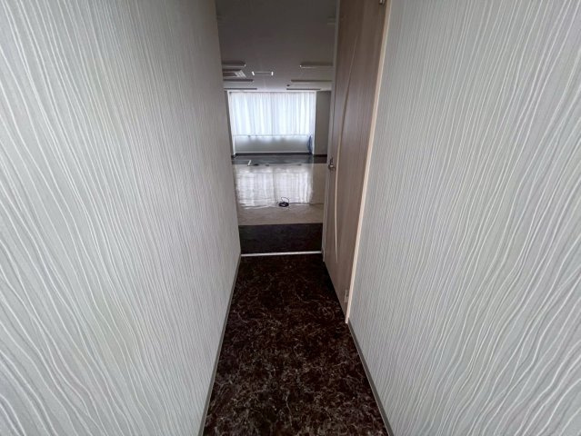 サンシャイン栄ビルの内装