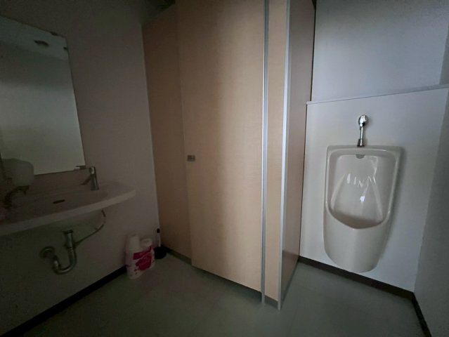 サンシャイン栄ビルのトイレ