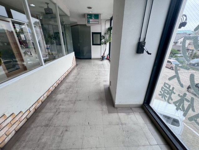 サンシャイン栄のロビー