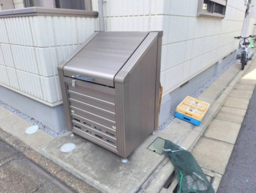メゾン目黒原町のその他共用部分|★敷地内ゴミストッカー★
