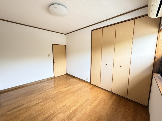 Jハイツの洋室