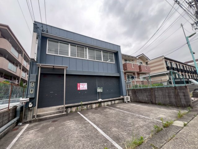 高針事務所倉庫の外観