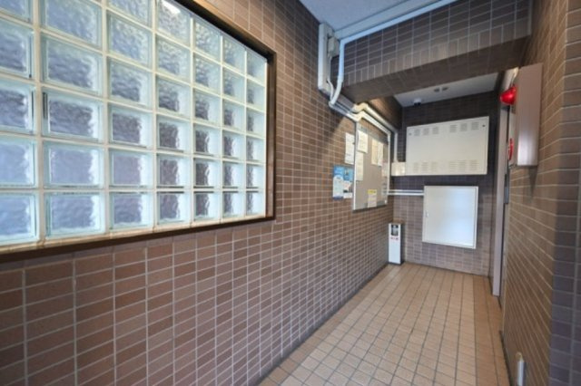 プレール新宿余丁町のロビー|プレール新宿余丁町
