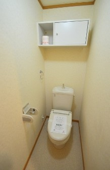 アダージョ美野島Bのトイレ|清潔感のあるトイレです。