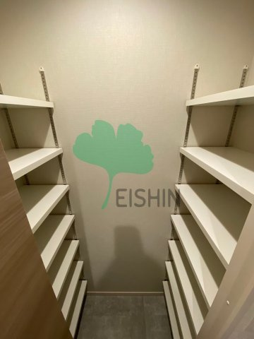 グランデール博多の玄関|下駄箱もしっかりついてます！