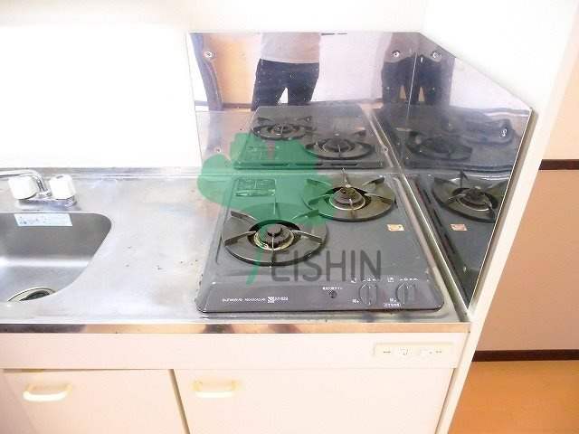 グロースメゾン博多山王のキッチン