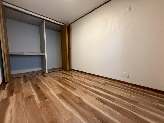横小路5丁目　中古戸建の洋室