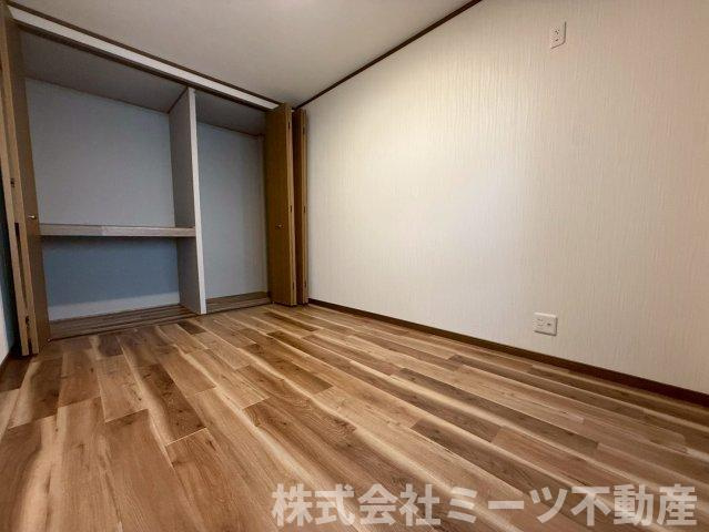 横小路5丁目　中古戸建の洋室