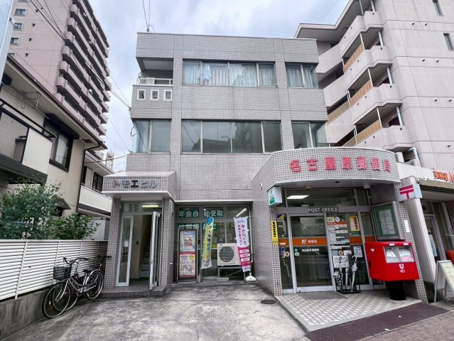 トモエビルの周辺