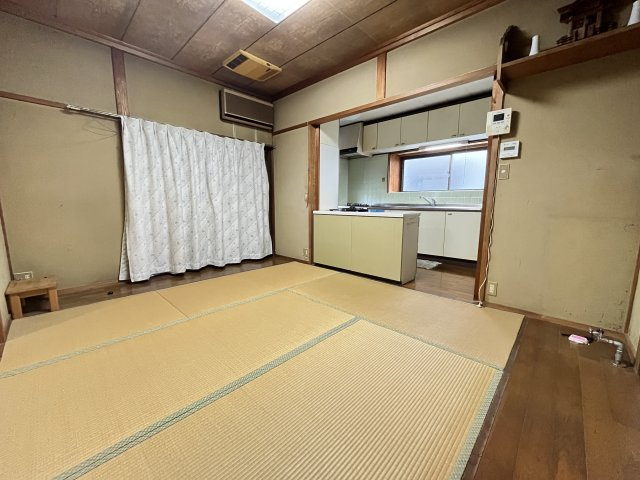 八代市　井上町　平屋建　４LDKの内装
