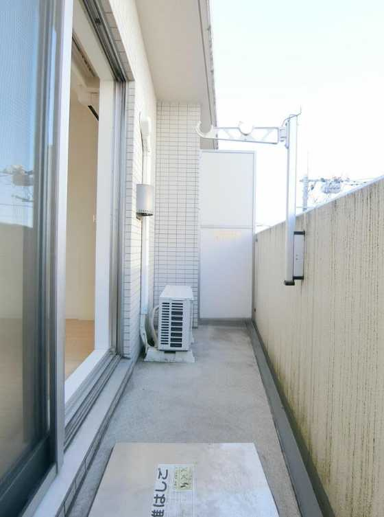 ジョイシティ駒沢大学　リフォーム中　オートロック　駅近のバルコニー