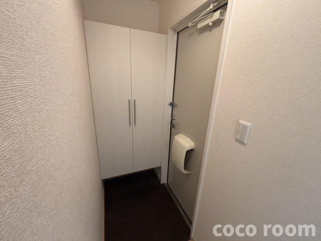 アドミラブールの玄関
