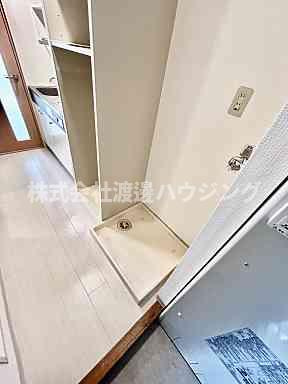 セレクト江坂の設備|室内洗濯パン