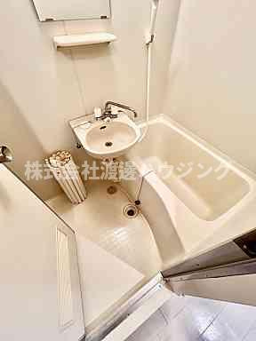 セレクト江坂の浴室