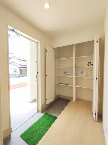 【玄関】 | リーブルガーデン.S前橋市樋越町第4ー⑤