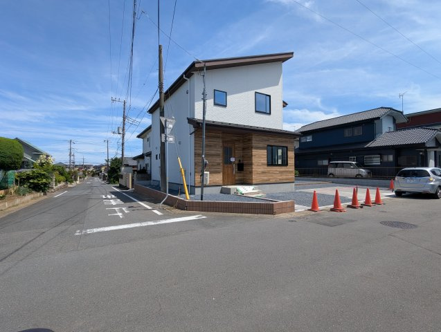 水戸市吉沢町　4期の前面道路含む現地写真|前面道路含む現地写真です