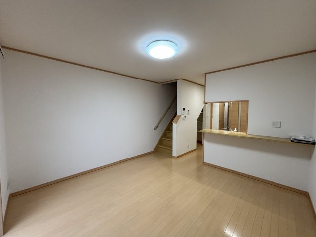 キャロットⅢの居間・リビング