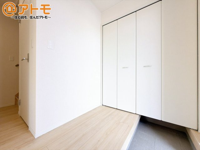 【玄関】 | 富士宮市粟倉南町第2　新築戸建て　4号棟