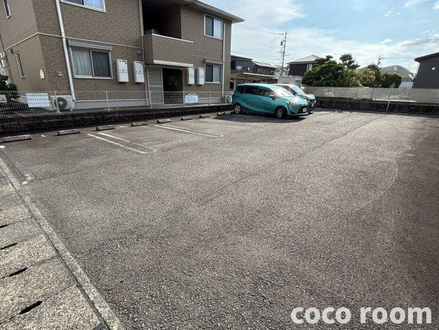 ソシアⅢBの駐車場