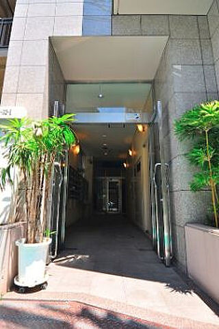 浅草橋グランドハイツのエントランス|落ち着いたエントランスです