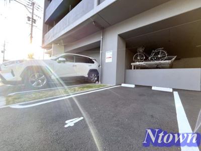 【駐車場】 | ディアレイシャス名駅WEST | 駐車場完備です
