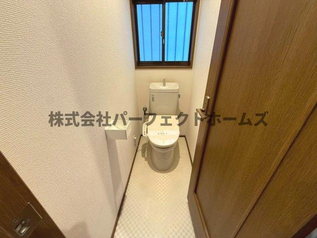竹の内町戸建　賃貸のトイレ|清潔感のあるトイレです