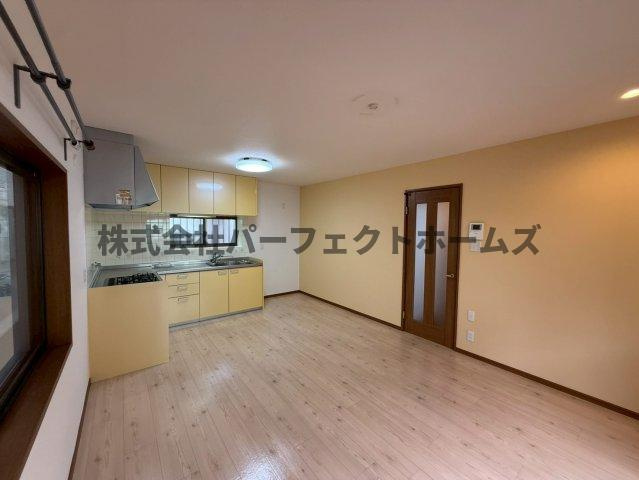 竹の内町戸建　賃貸の居間・リビング