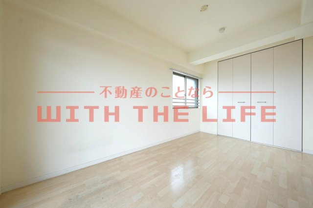 第33上野ビル【キャッシュバック対象物件】の洋室|ゆったりした洋室です