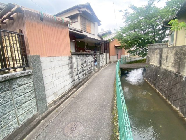 糟屋郡篠栗町大字篠栗 中古戸建の外観|ゆとりある敷地！広さを活かした住まいです！