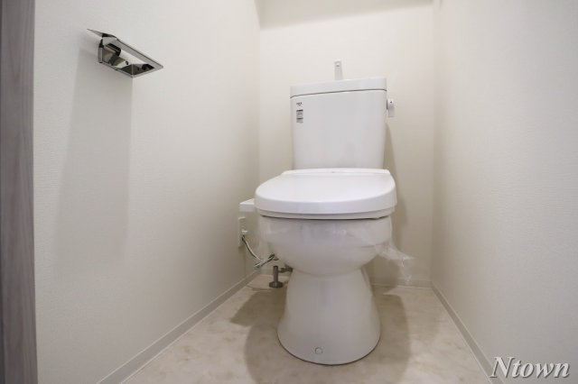【トイレ】 | ディアレイシャス名古屋太閤通Ⅲ | シンプルで使いやすいトイレです